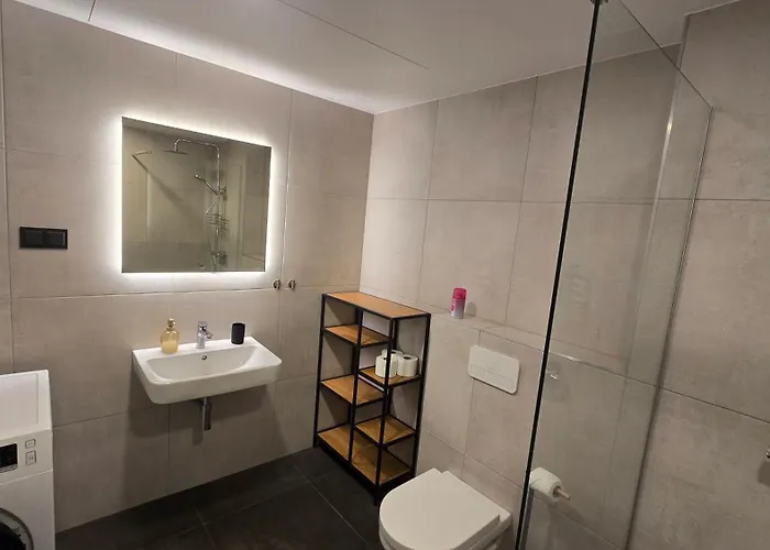 Raatuse Street With Parking 아파트